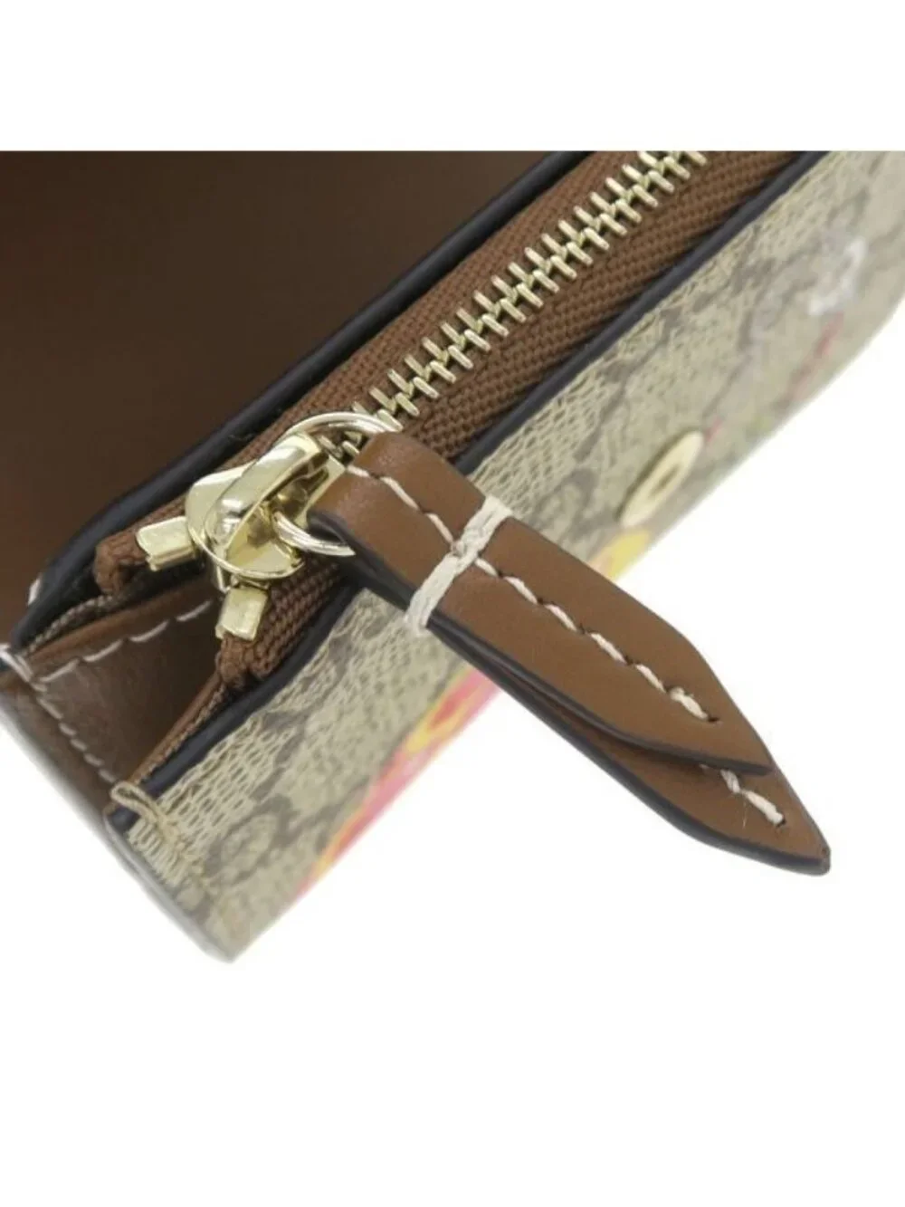 Gucci GG Supreme Compact Wallet